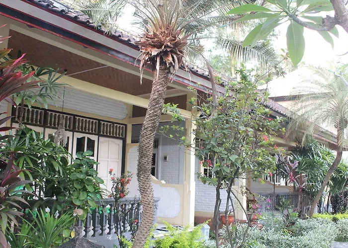 Taman Lily's